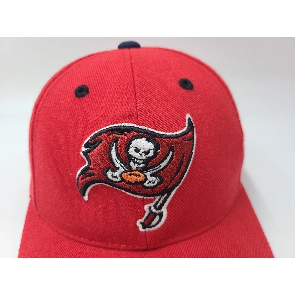 Vtg Tampa Bay Buccaneers Logo Athletic‎ Snapback (Fits Small) Hat Cap Wool Blend